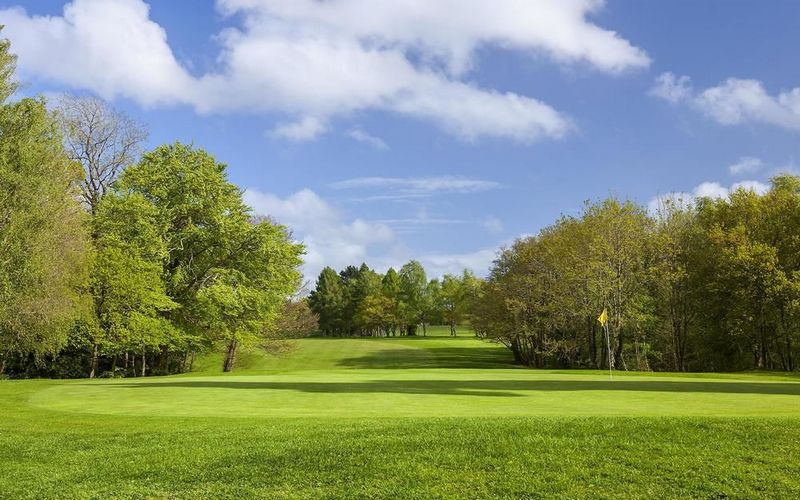 Hotel Meon Valley Golf Resort