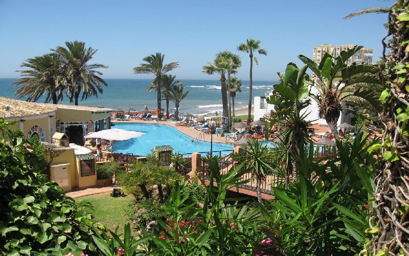 macdonald dona lola hotel