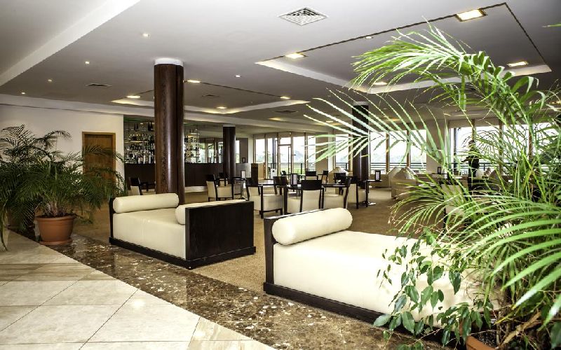 east sussex national golf resort bar 2