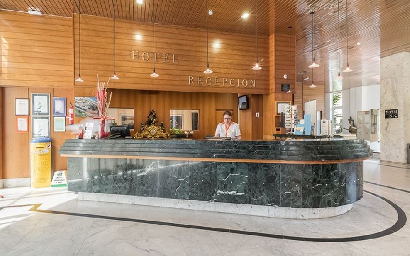 estival park golf hotel reception