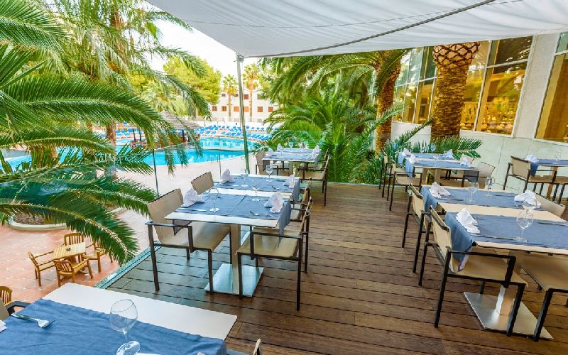 estival park golf hotel restaurant terrace