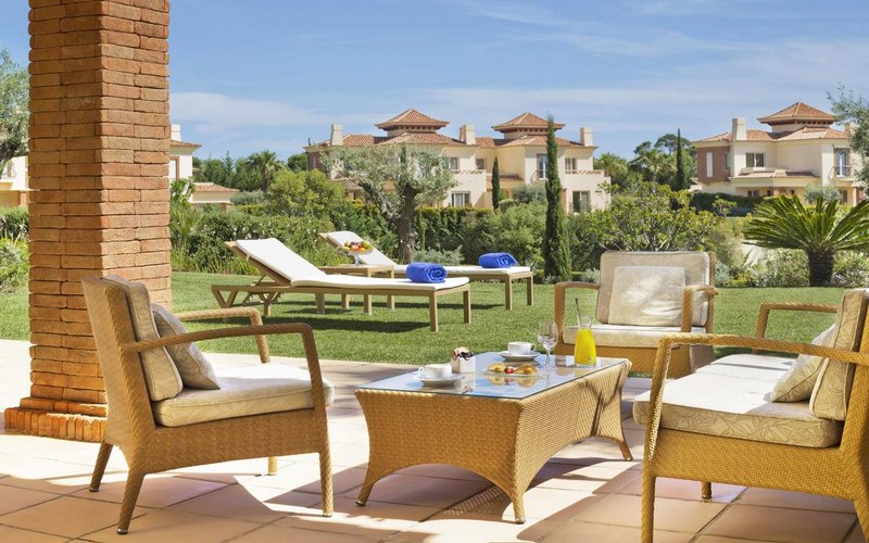 monte rei golf resort terrace