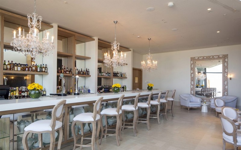 Evolutee Hotel Royal Obidos bar