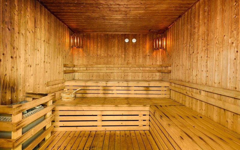 four views monumental hotel sauna