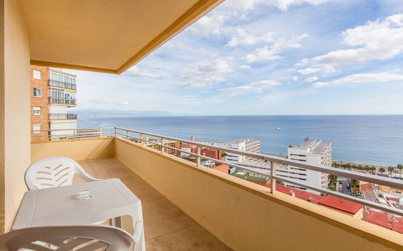 hotel cervantes balcony