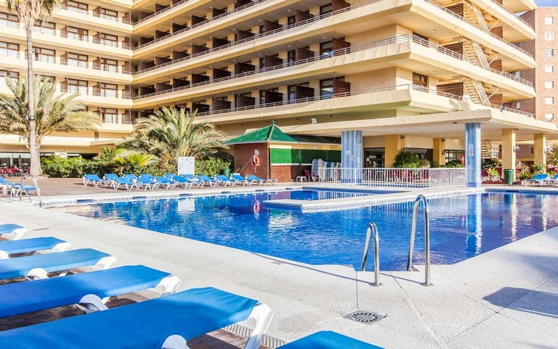 hotel cervantes pool