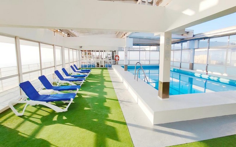 hotel cervantes indoor pool